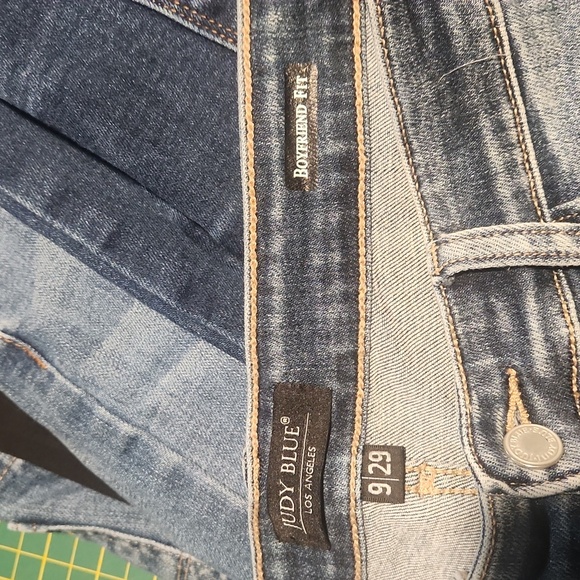 New. Judy Blue Boyfriend fit jeans - Picture 7 of 7